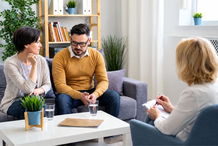Divorce mediator in Overland Park facilitating a family-law discussion